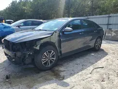 3KPF24AD2RE725827 2024 KIA FORTE