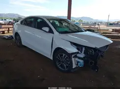 3KPF24AD2RE728176 2024 KIA FORTE