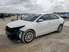3KPF24AD2RE728498 2024 KIA FORTE