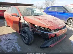 3KPF24AD2RE728808 2024 KIA FORTE