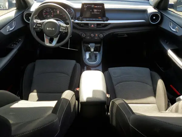3KPF24AD2RE729361 2024 KIA FORTE - Image 8
