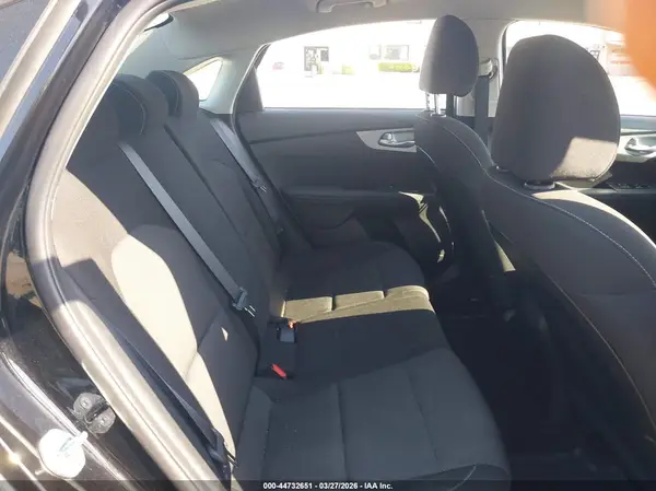 3KPF24AD2RE732163 2024 KIA FORTE - Image 8