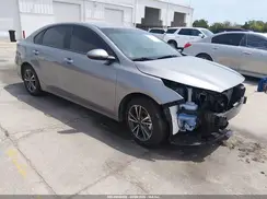 3KPF24AD2RE734348 2024 KIA FORTE