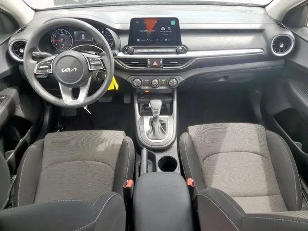 3KPF24AD2RE735452 2024 KIA FORTE - Image 8