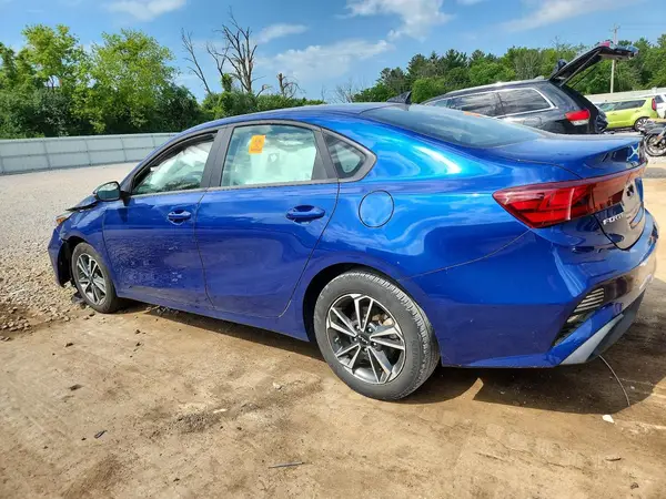 3KPF24AD2RE736813 2024 KIA FORTE - Image 2