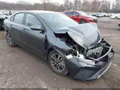 3KPF24AD2RE739162 2024 KIA FORTE