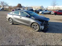 3KPF24AD2RE740277 2024 KIA FORTE