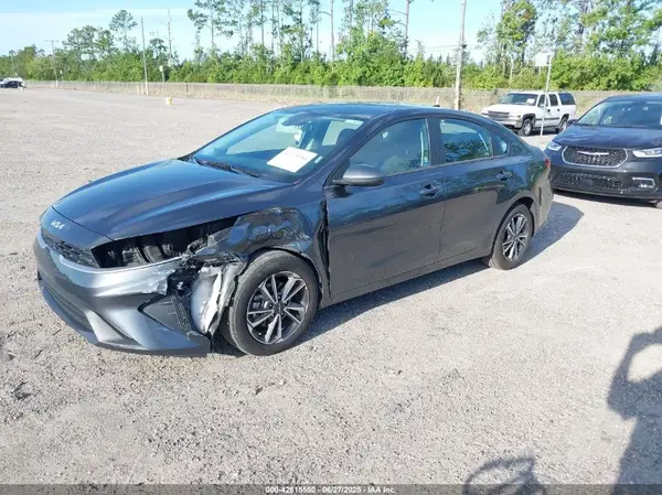 3KPF24AD2RE744135 2024 KIA FORTE - Image 2