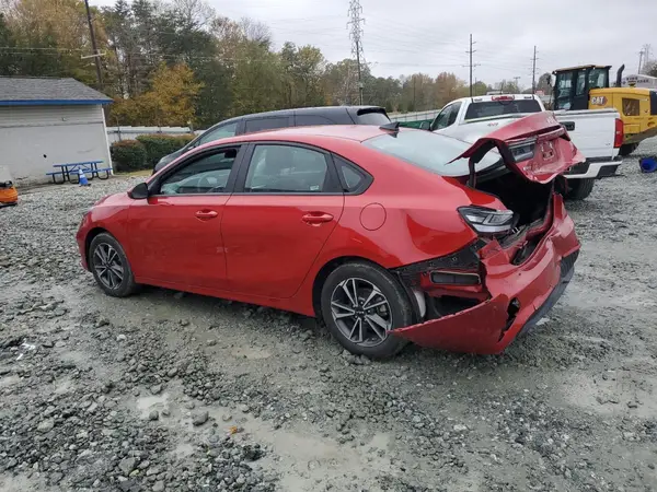 3KPF24AD2RE745138 2024 KIA FORTE - Image 2