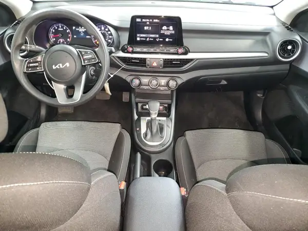 3KPF24AD2RE745964 2024 KIA FORTE - Image 8