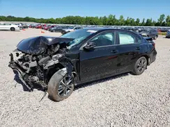 3KPF24AD2RE748878 2024 KIA FORTE