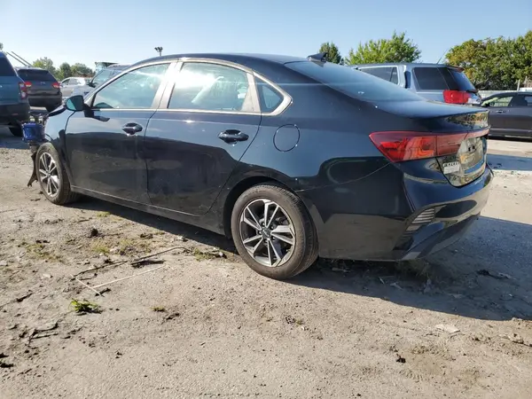 3KPF24AD2RE750193 2024 KIA FORTE - Image 2
