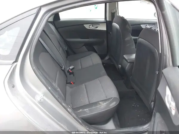 3KPF24AD2RE752008 2024 KIA FORTE - Image 8