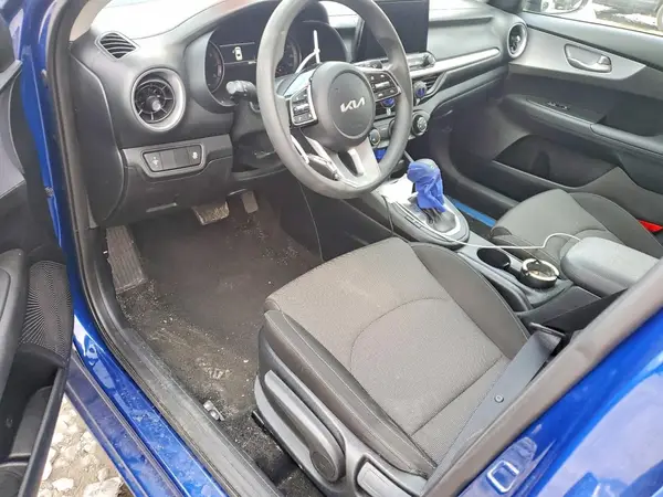 3KPF24AD2RE755376 2024 KIA FORTE - Image 8