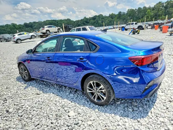 3KPF24AD2RE760836 2024 KIA FORTE - Image 2