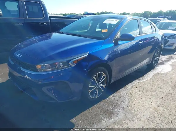 3KPF24AD2RE761436 2024 KIA FORTE - Image 2