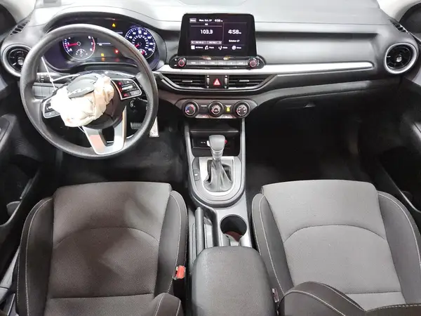 3KPF24AD2RE762019 2024 KIA FORTE - Image 8