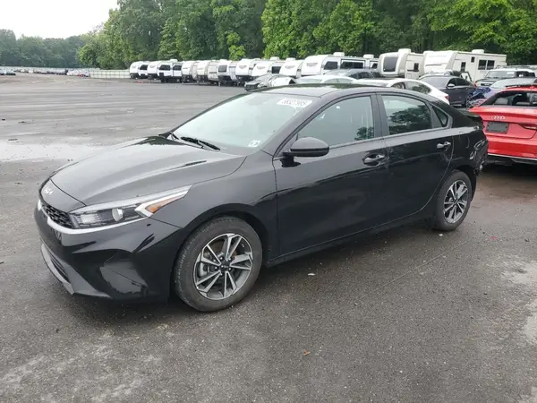 3KPF24AD2RE762201 2024 KIA FORTE - Image 1