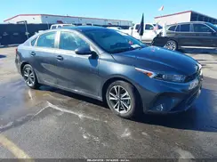 3KPF24AD2RE762487 2024 KIA FORTE
