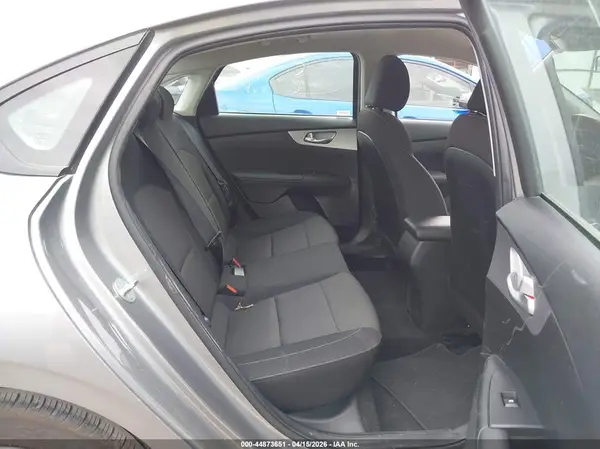 3KPF24AD2RE762585 2024 KIA FORTE - Image 8