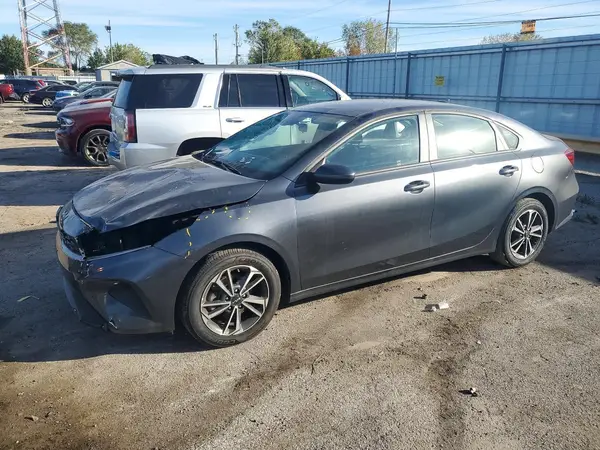 3KPF24AD2RE767138 2024 KIA FORTE - Image 1