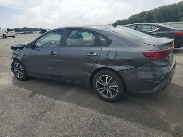3KPF24AD2RE767186 2024 KIA FORTE - Image 2