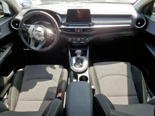 3KPF24AD2RE768466 2024 KIA FORTE - Image 8