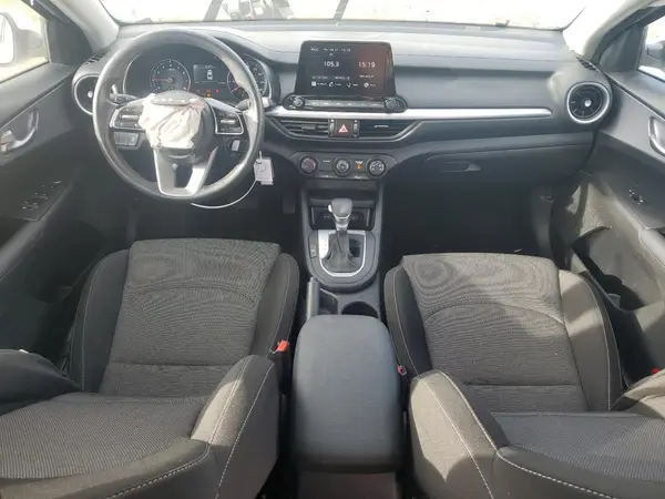 3KPF24AD2RE770976 2024 KIA FORTE - Image 8
