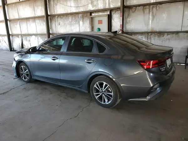 3KPF24AD2RE772369 2024 KIA FORTE - Image 2
