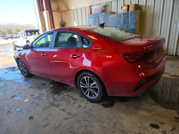 3KPF24AD2RE775417 2024 KIA FORTE - Image 2