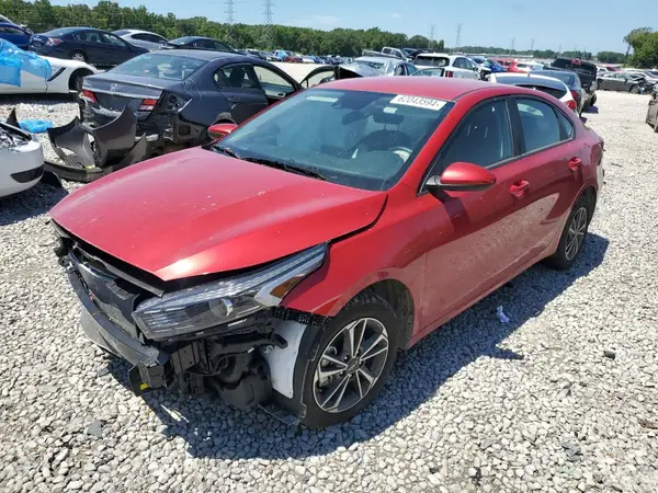 3KPF24AD2RE775787 2024 KIA FORTE - Image 1
