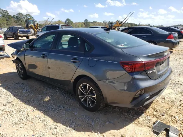 3KPF24AD2RE776339 2024 KIA FORTE - Image 2