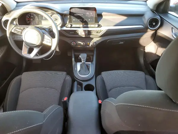 3KPF24AD2RE777345 2024 KIA FORTE - Image 8