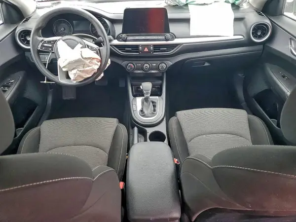 3KPF24AD2RE777846 2024 KIA FORTE - Image 8