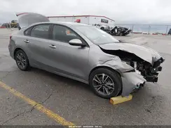 3KPF24AD2RE780312 2024 KIA FORTE