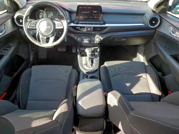 3KPF24AD2RE780357 2024 KIA FORTE - Image 8