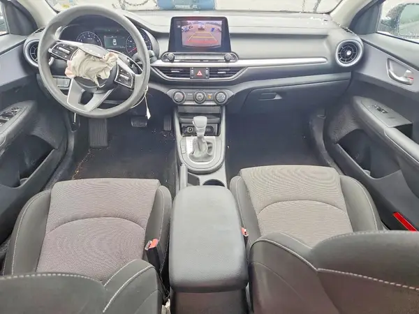 3KPF24AD2RE783565 2024 KIA FORTE - Image 8