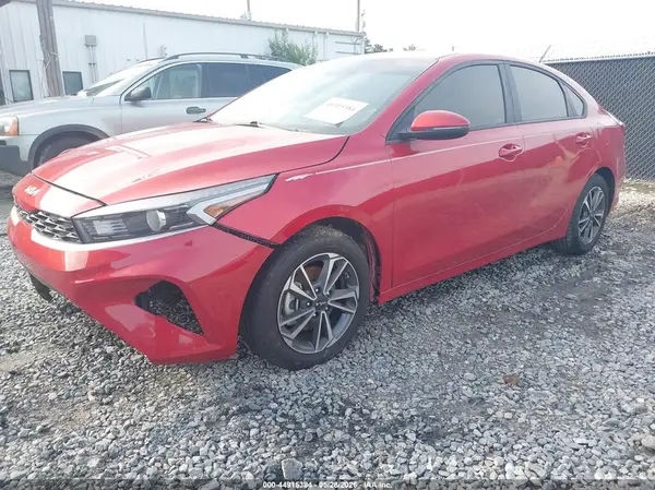3KPF24AD2RE783713 2024 KIA FORTE - Image 2