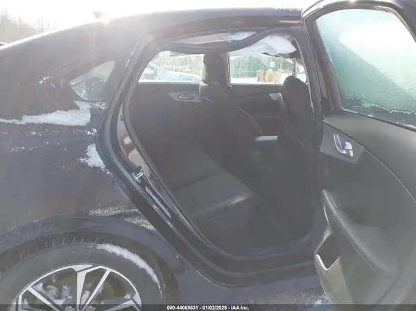 3KPF24AD2RE790189 2024 KIA FORTE - Image 8