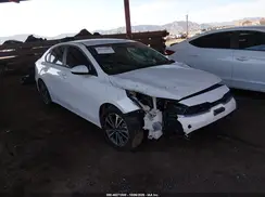 3KPF24AD2RE792587 2024 KIA FORTE