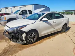 3KPF24AD2RE792606 2024 KIA FORTE