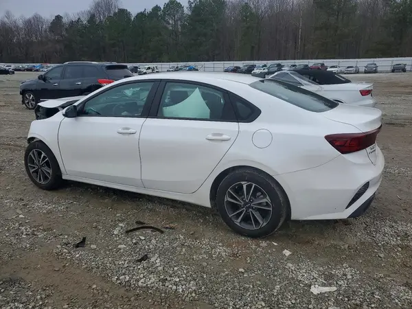 3KPF24AD2RE793352 2024 KIA FORTE - Image 2