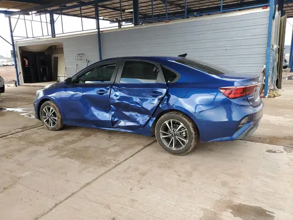 3KPF24AD2RE797112 2024 KIA FORTE - Image 2