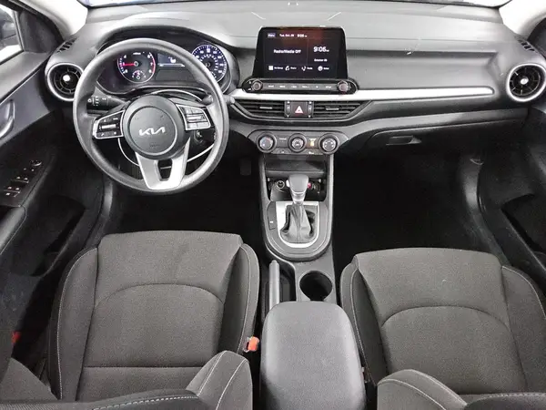 3KPF24AD2RE798325 2024 KIA FORTE - Image 8