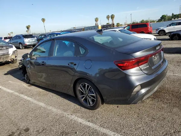 3KPF24AD2RE799085 2024 KIA FORTE - Image 2