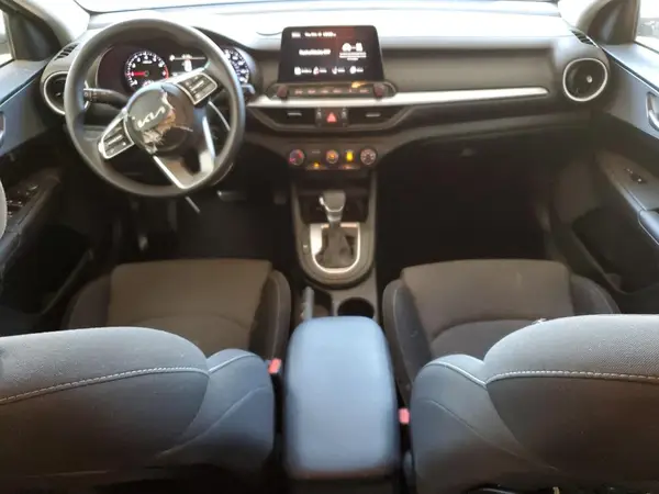 3KPF24AD2RE800610 2024 KIA FORTE - Image 8
