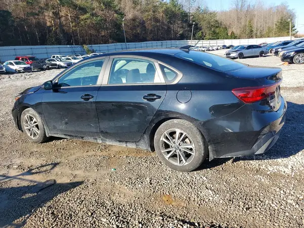 3KPF24AD2RE804785 2024 KIA FORTE - Image 2