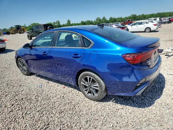 3KPF24AD2RE805970 2024 KIA FORTE - Image 2