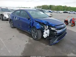3KPF24AD2RE807606 2024 KIA FORTE