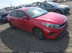 3KPF24AD2RE808318 2024 KIA FORTE
